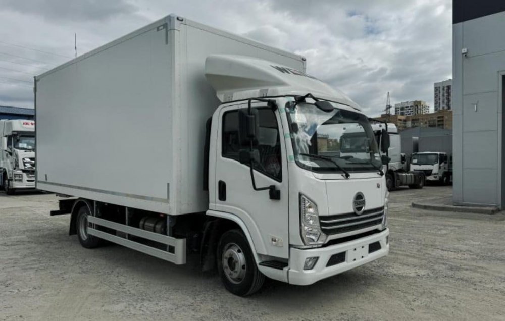 Фургон изотермический Спецмобиль на базе шасси SDAC K7.5 (3800) 