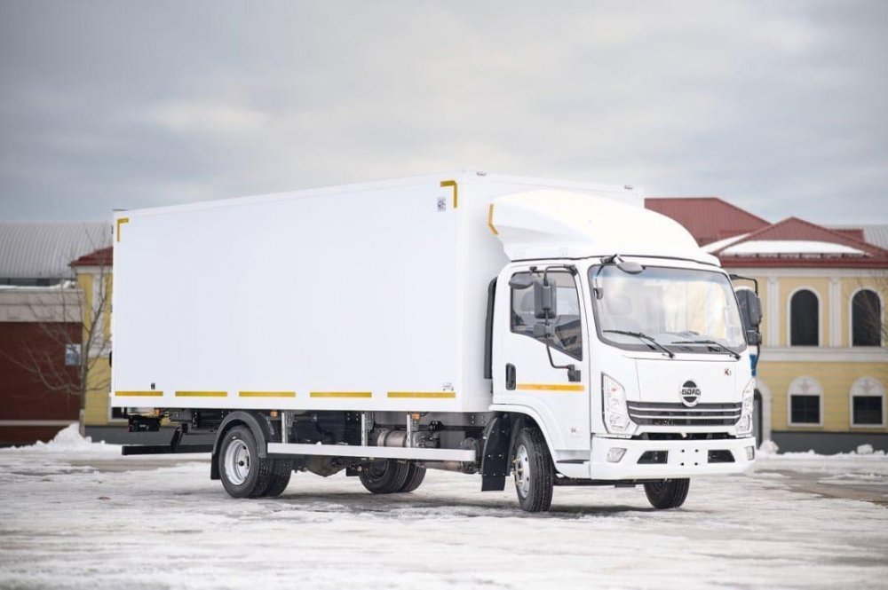 Фургон изотермический АМЗ  на базе  шасси SDAC K7.5 (3800)