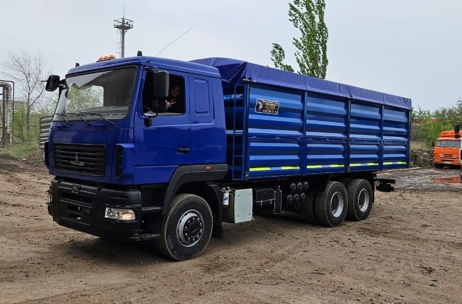 Зерновоз МАЗ 631228-8575-012